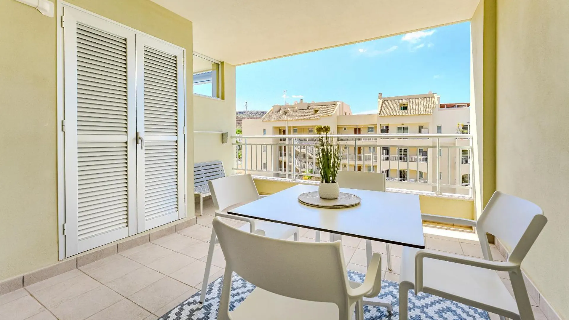 Beautiful Sea View Apartment With Air Condition San Remo-Palm Mar Arona
